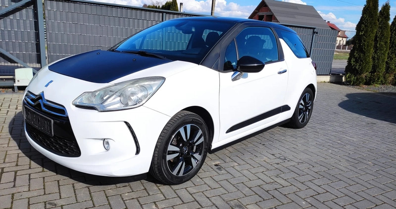 Citroen DS3 cena 17900 przebieg: 148000, rok produkcji 2010 z Błaszki małe 301